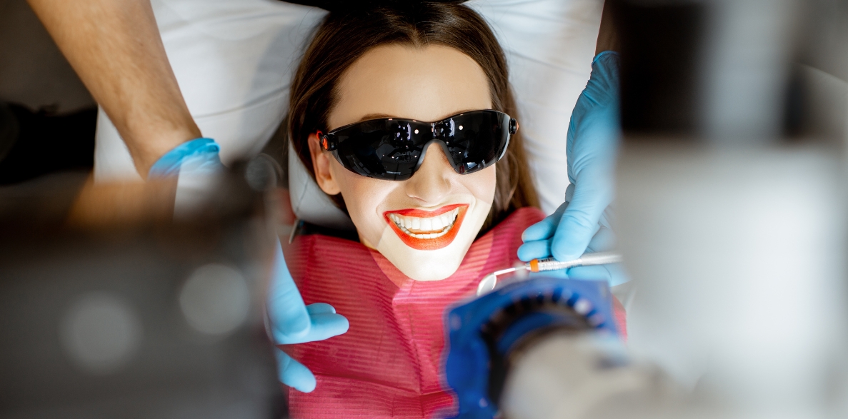 teeth whitening tips for a halloween-ready smile